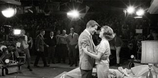 Historia de las series, de Toni de la Torre: un gran paseo por la vida seriéfila de la TV