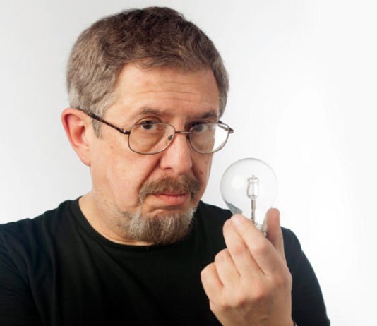 Entrevista con Mauricio-José Schwarz: «Vivimos en el mejor de los tiempos hasta la fecha»