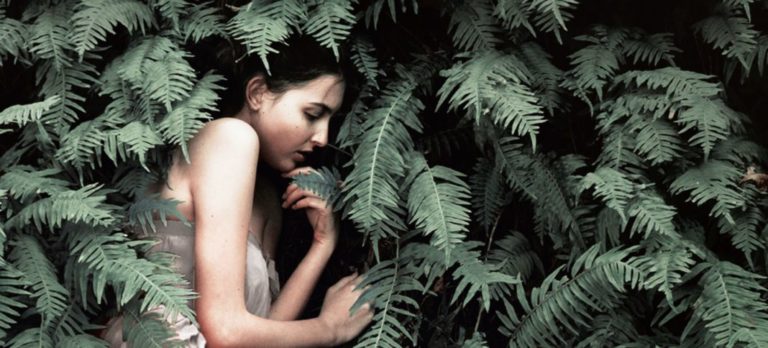 ‘El bosque sabe tu nombre’, la primera novela de Alaitz E. Leceaga, llega en mayo ‘El bosque sabe tu nombre’, la primera novela de Alaitz E. Leceaga, llega en mayo