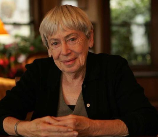 «Los desposeídos», de Ursula K. Le Guin: Ciencia ficción filosófica clásica de farragosa lectura Ursula K. Le Guin