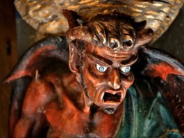 «La caja secreta. El legado de Rennes-le-Château», de Enric Sabarich. ¿Creemos en Dios o necesitamos a Dios?