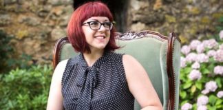 Entrevista a Victoria Schwab: «Creo que lo que nos da miedo, aquello que deseamos y lo que estamos dispuestos a sacrificar dice mucho sobre una persona»