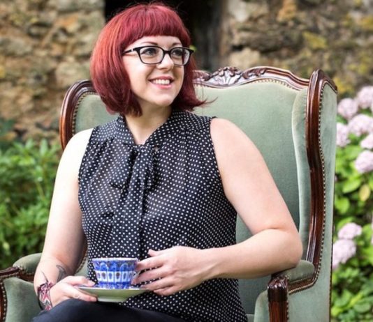 Entrevista a Victoria Schwab: «Creo que lo que nos da miedo, aquello que deseamos y lo que estamos dispuestos a sacrificar dice mucho sobre una persona»