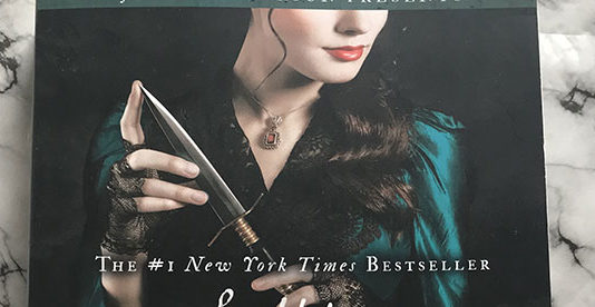 Puck publicará Stalking Jack the Ripper, de Kerri Maniscalco, en 2019