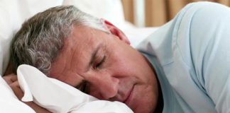 Un estudio asocia dormir cinco horas o menos por noche con un doble riesgo de enfermedad cardiovascular sueño