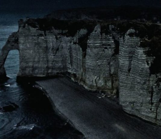 La nueva novela de Victoria Álvarez, «La Costa de Alabastro», se publica hoy