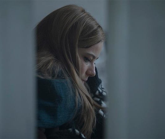 «Las distancias», de Elena Trapé: El desencanto sale de la esfera privada las distancias