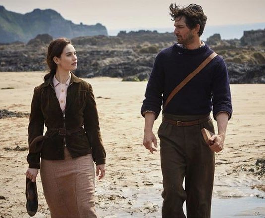 «La sociedad literaria y el pastel de piel de patata», de Mike Newell: Una película deliciosa