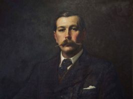 Arthur Conan Doyle, de Eduardo Caamaño: la novelesca vida de un novelista