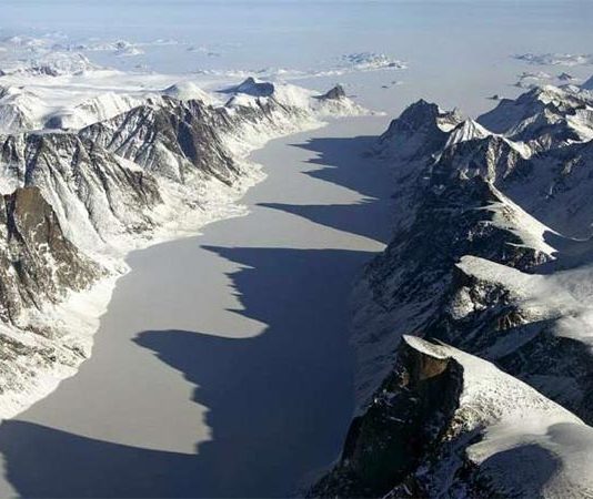 El calentamiento global pone al descubierto parajes cubiertos durante los últimos 40.000 años Paraje de la isla de Baffin