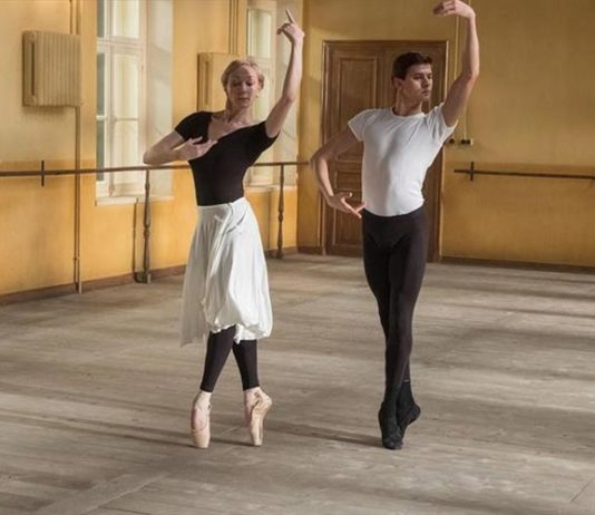 «El bailarín», de Ralph Fiennes: Muestra la madurez de su director tras la cámara