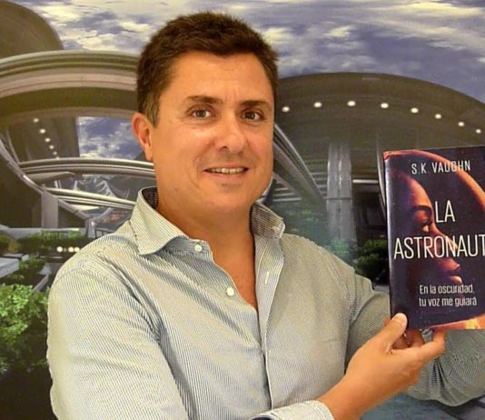 «La astronauta», de S.K. Vaughn. Intenso thriller de supervivencia en el espacio