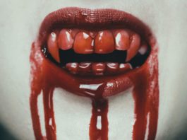 «Rojo» de Carlos Sisí: el color del terror