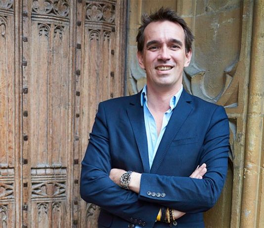 Crítica publica Las nuevas rutas de la seda, del historiador Peter Frankopan Peter Frankopan