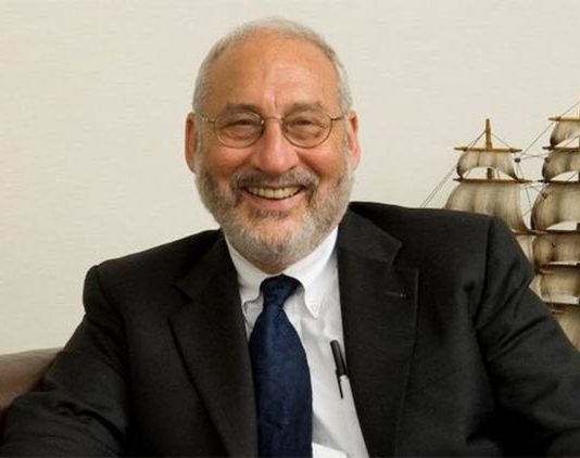 «Capitalismo progresista», de Joseph E. Stiglitz: Los liberales por fin huelen la amenaza conservadora Joseph E. Stiglitz
