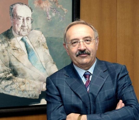 «Galicia. Una nación entre dos mundos», de Ramón Villares: Una explicación del nacionalismo cultural galaico El catedrático de Historia Contemporánea Ramón Villares