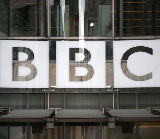 Una petición «para salvar la BBC» alcanza las 100.000 firmas en 24 horas Oficinas de la BBC