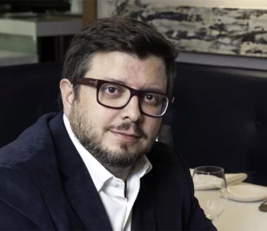 Edhasa publica De lobos y corderos, de Juan Carlos Iglesias Juan Carlos Iglesias