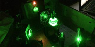 Nueva tecnología avanza en la computación con haces de luz, sin componentes rígidos Nueva plataforma en la que los rayos de luz se comunican entre sí a través de la materia sólida