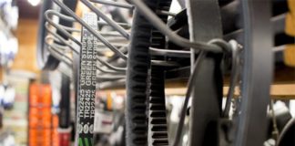 5 consejos para ahorrar al comprar online las piezas para tu coche Piezas de coches