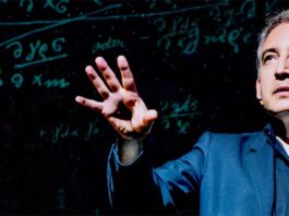 Crítica publica Hasta el final del tiempo, de Brian Greene, una nueva exploración del cosmos Brian Greene, físico teórico