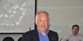 “¿Qué es la química?”, de Peter Atkins: Ofrece una visión general y nada complaciente Peter Atkins, químico británico