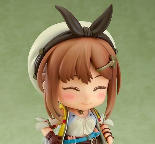 Ryza de la saga Atelier muestra su figura Nendoroid