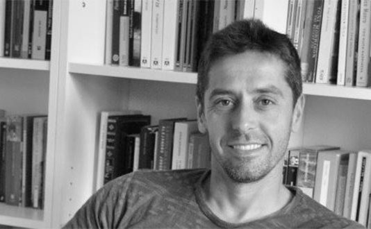 «Memoria de la chica azul» de Pablo Gutiérrez publicado por Edebé Pablo Gutiérrez