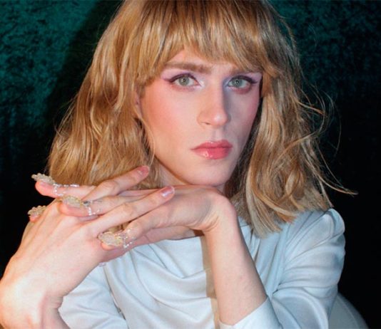 Editorial Dos Bigotes publica Pronto seré de oro y carmín, de Vanina Bruc: Relatos mágico-queer Vanila Bruc