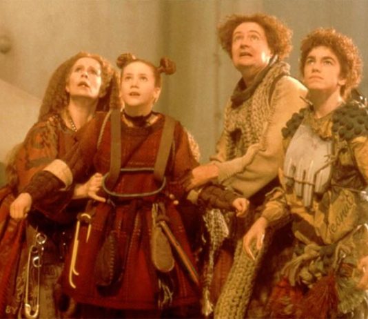 Reboot de Los Borrowers, con el guionista de Peter Rabbit 2 Los Borrowers