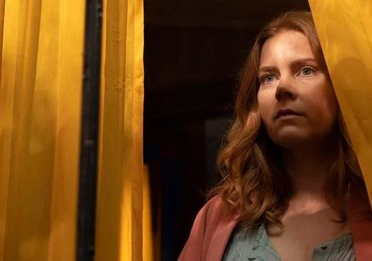 Nuevo tráiler y póster de “La mujer en la ventana” (Netflix) La mujer en la ventana