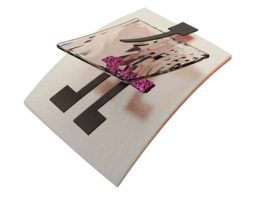 Primera electrónica impresa reciclable por completo del mundo Representación 3D de la primera electrónica impresa totalmente reciclable del mundo: el primer transistor impreso totalmente reciclable. Crédito: Universidad de Duke.