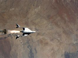La nave espacial de Virgin Galactic asciende desde Nuevo México VSS Unity de Virgin Galactic