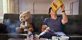 Habrá serie basada en el oso de peluche malhablado Ted Ted, la película