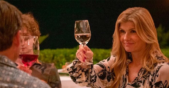 The White Lotus capítulo 2