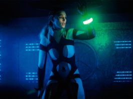 El tubo, de Mathieu Turi: Para pasar un buen rato sin ideas preconcebidas El tubo, de Mathieu Turi