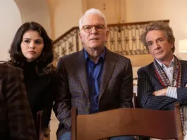 «Solo asesinatos en el edificio»: ¡la madre que…! Selena Gómez, Martin Short y Steve Martin en el acto por la muerte de Tim Kono.