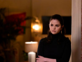 «Solo asesinatos en el edificio»: Las mujeres que llaman a la puerta no hacen historia Fotograma de "Solo asesinatos en el edificio" Episodio 6