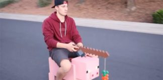 El cerdo de Minecraft cobra vida y alcanza los 32km/h en pos de su zanahoria: Hamborghini Cerdo de Minecraft