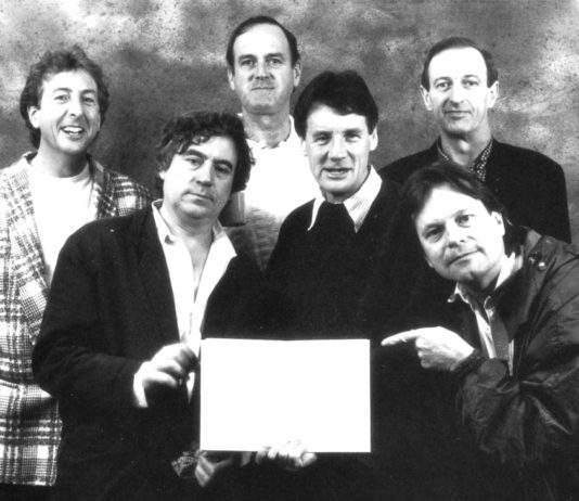 Monty Python. Autobiografía, este mes en Libros del Kultrum Monty Python