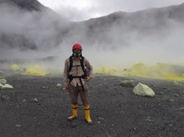 Un duro lago volcánico muestra cómo podría haber existido vida en Marte Vida en Marte. Trabajo de campo en Laguna Caliente, en el lago volcánico Poás, Costa Rica