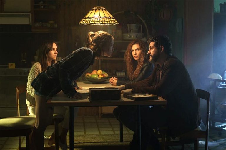 Feria: La luz más oscura (Netflix). Un triste quiero y no puedo Feria: La luz más oscura
