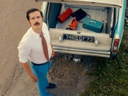 OVNIS: Excesiva sátira francesa que esconde un alegato a la inteligencia OVNIS (Filmin)