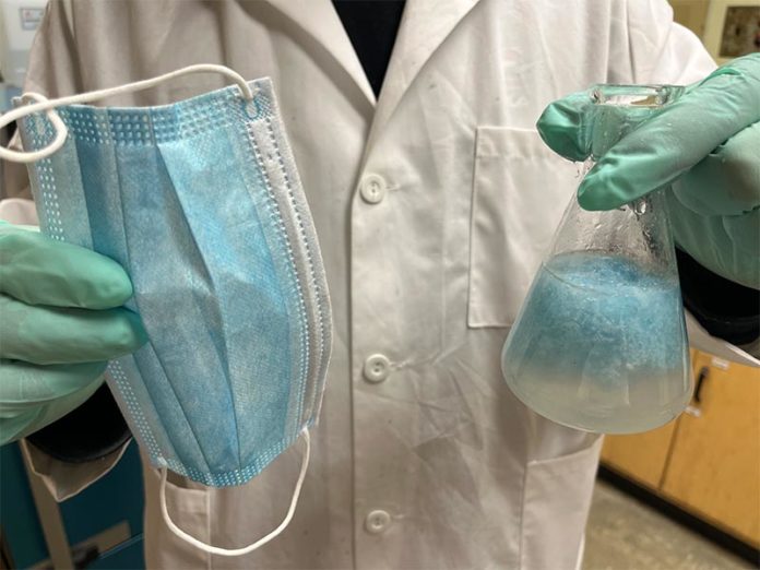 Los investigadores de WSU desarrollaron un proceso para fabricar diminutas fibras de mascarilla