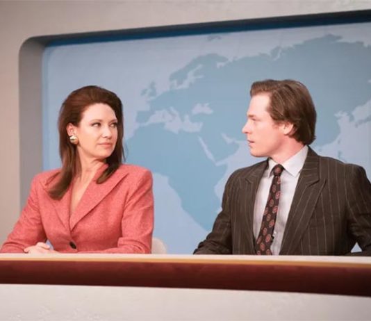 The Newsreader (Cosmo): Puro romanticismo periodístico en vena The Newsreader (Cosmo)