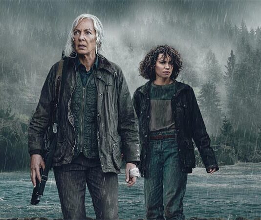 Lou (Netflix): Thriller previsible que logra entretener, con una cuidada producción Lou (Netflix)