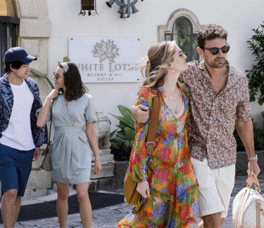 The White Lotus (T2, ep. 1): Yo juraría que la he visto antes… The White Lotus (T2)