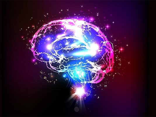 La terapia con luz láser mejora la memoria a corto plazo en humanos Cerebro y láser