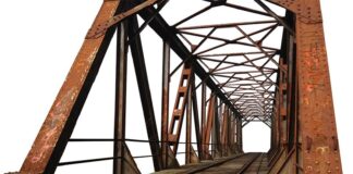 Reducir la corrosión del acero es vital para combatir el cambio climático, según un estudio Puente afectado por la corrosión