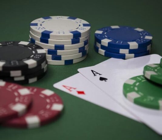 Atributos del jugador de póquer necesarios para triunfar en el juego Póquer - Poker